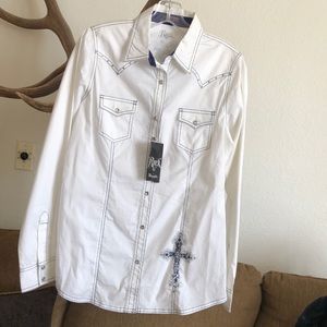 ‼️BRAND NEW‼️ Rock 47 button up by Wrangler